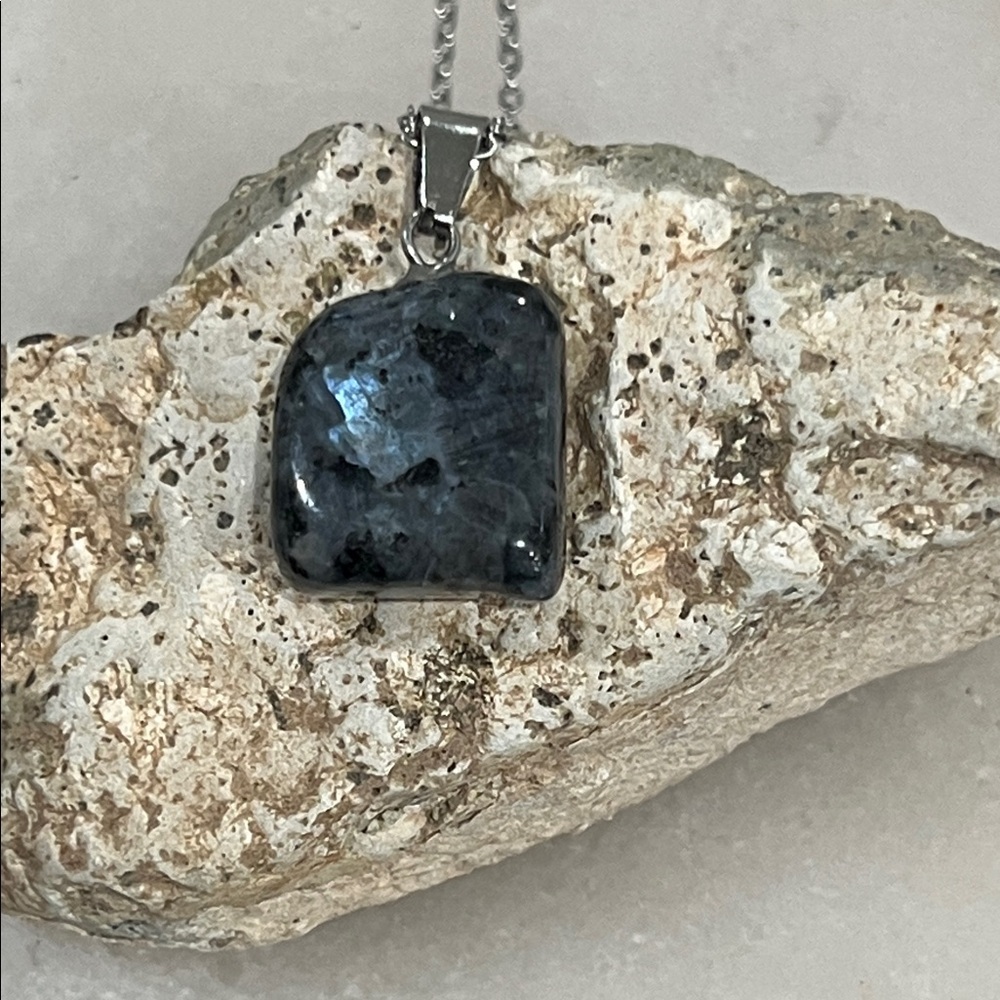 Larvikite Norwegian Black Moonstone Pendant Necklace